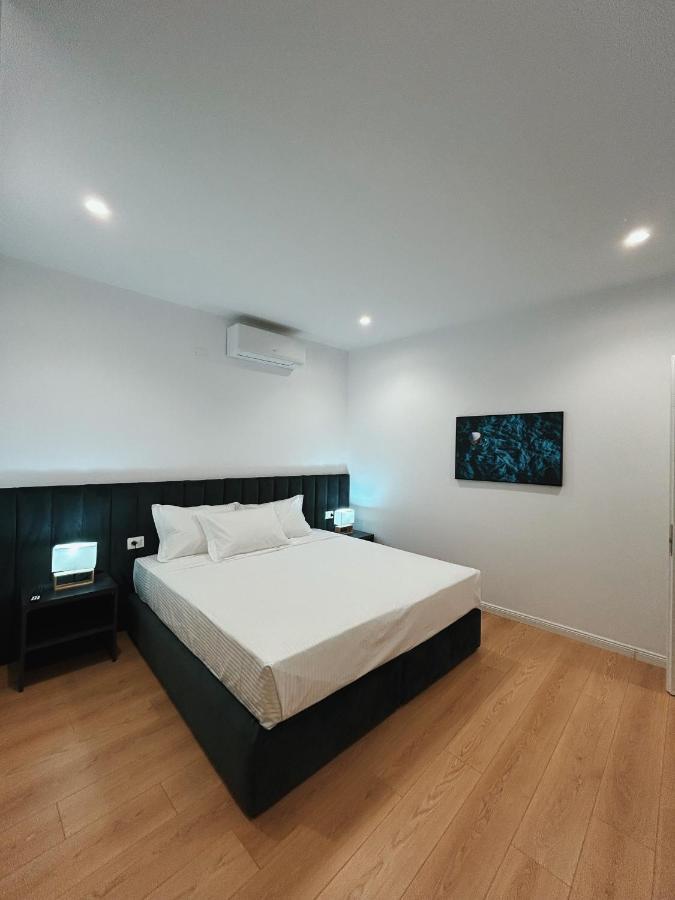 Clinton Tirana Inn المظهر الخارجي الصورة