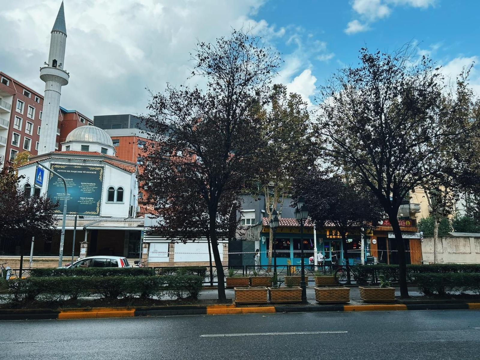 Clinton Tirana Inn المظهر الخارجي الصورة