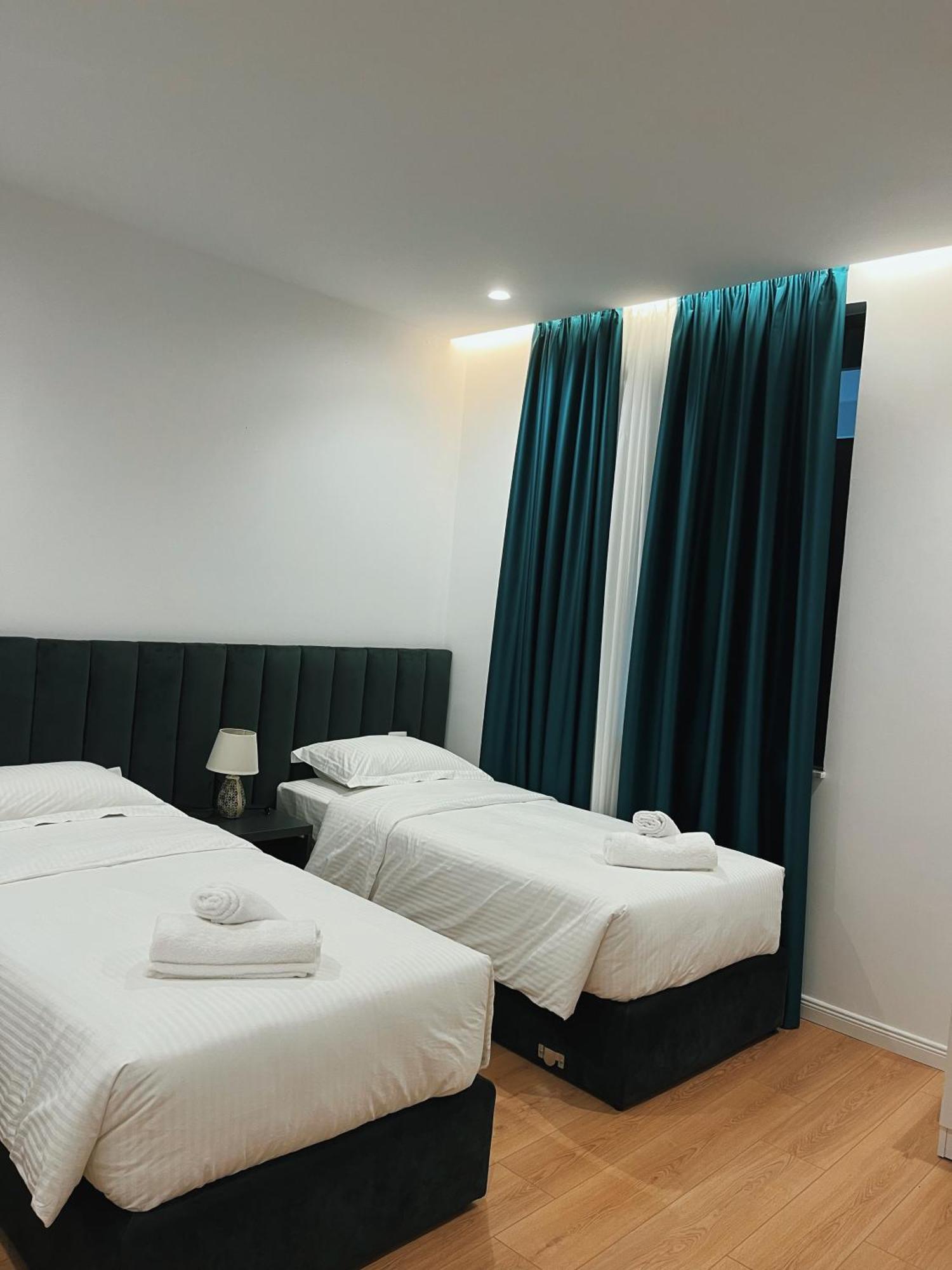 Clinton Tirana Inn المظهر الخارجي الصورة