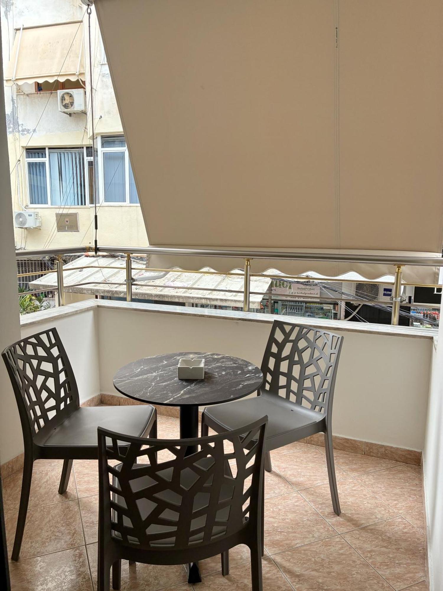 Clinton Tirana Inn المظهر الخارجي الصورة